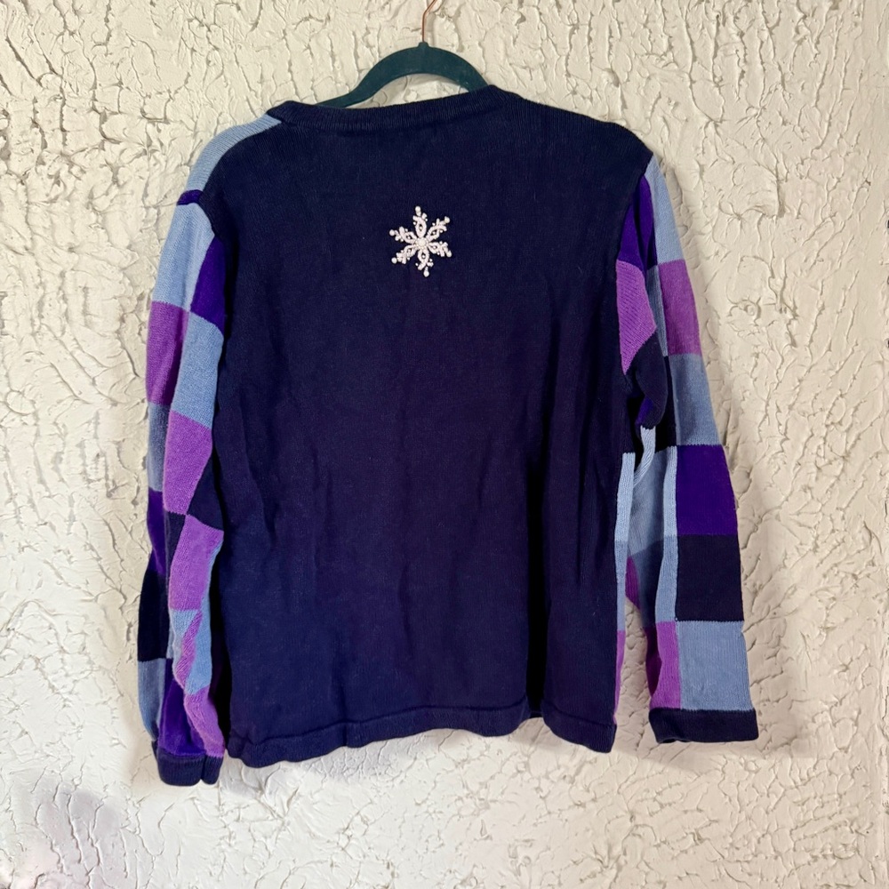 Women’s Snowman Pattern Sweater - Zip Up - Picture 6 of 7